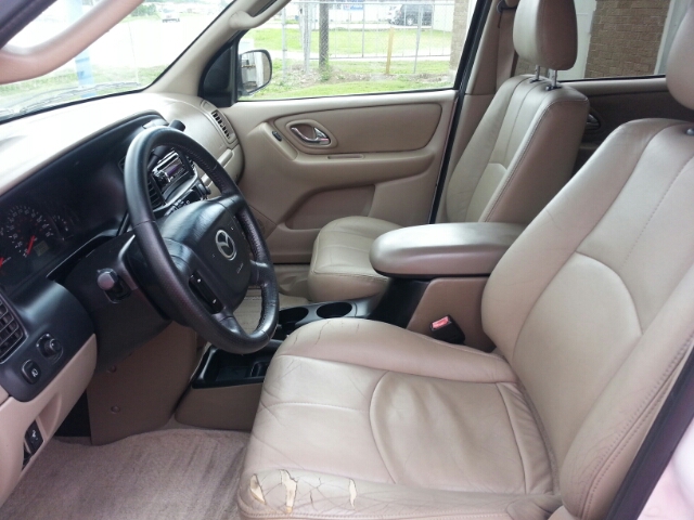 2002 Mazda Tribute LW2