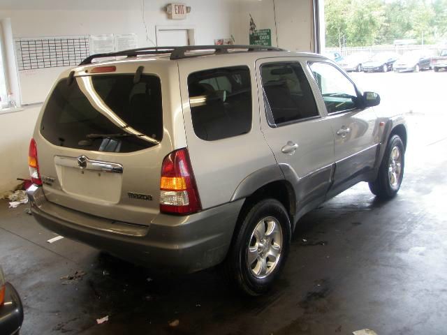 2002 Mazda Tribute LS Truck