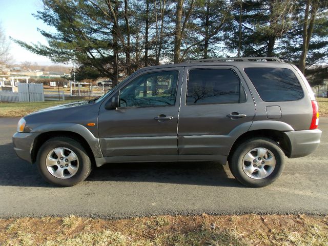 2002 Mazda Tribute LS Truck