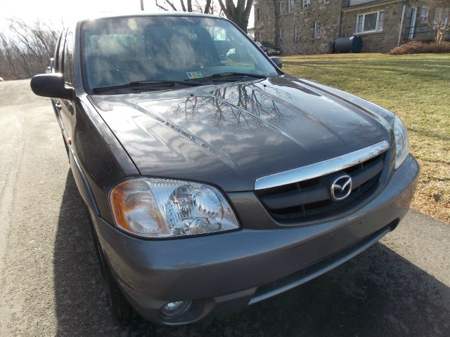 2002 Mazda Tribute LS Truck