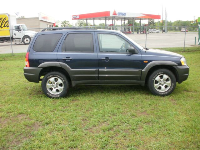 2003 Mazda Tribute LS Truck