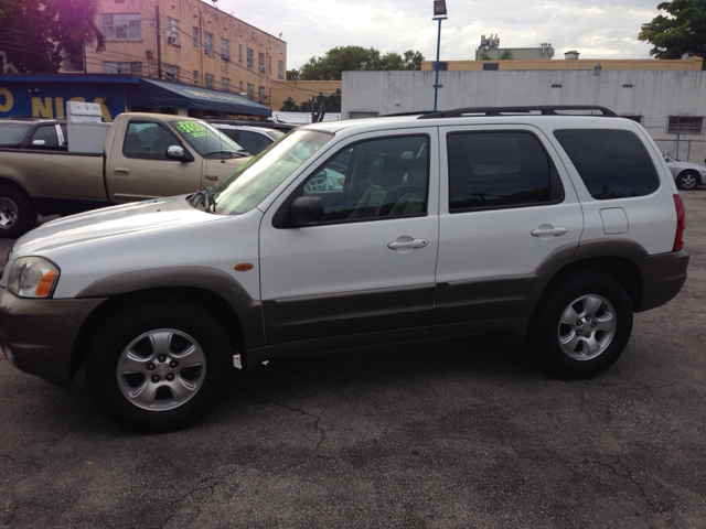 2003 Mazda Tribute LW2