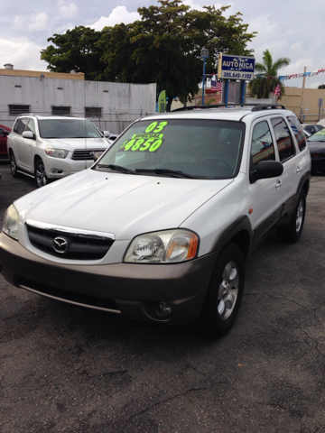 2003 Mazda Tribute LW2