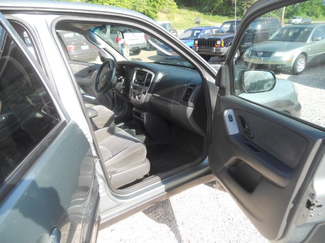 2003 Mazda Tribute Regular CAR W-T 2WD