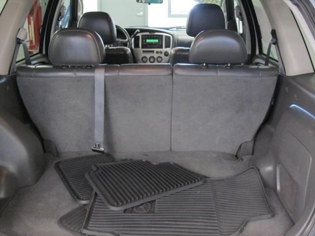 2003 Mazda Tribute XT RWD