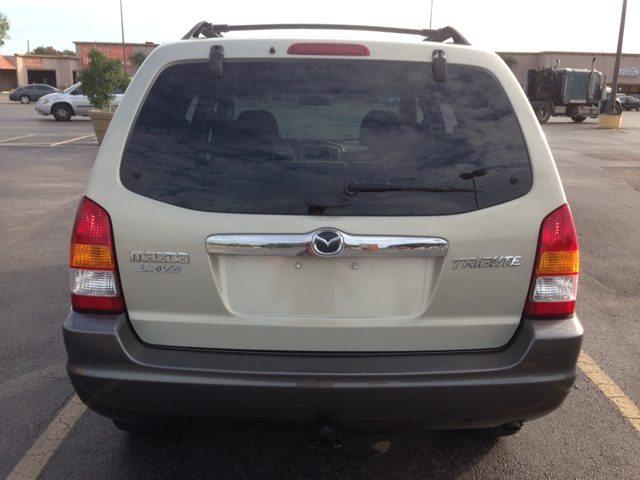 2003 Mazda Tribute LS Truck