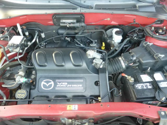 2003 Mazda Tribute LS Truck