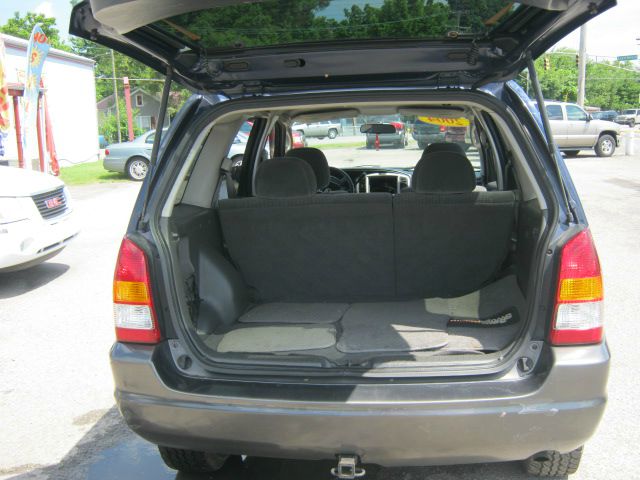 2004 Mazda Tribute Unknown