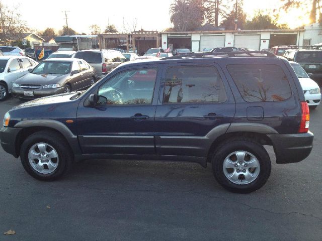 2004 Mazda Tribute LW2