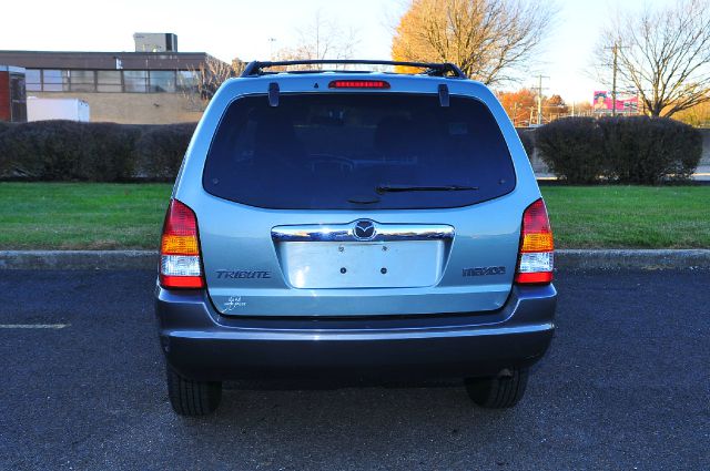 2004 Mazda Tribute LS Truck