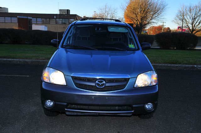 2004 Mazda Tribute LS Truck