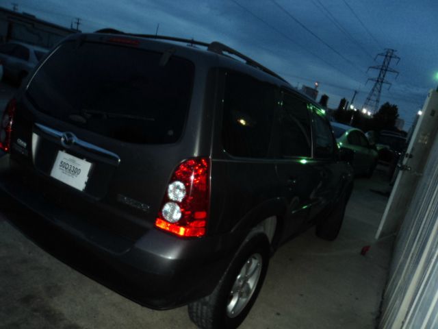 2005 Mazda Tribute Unknown