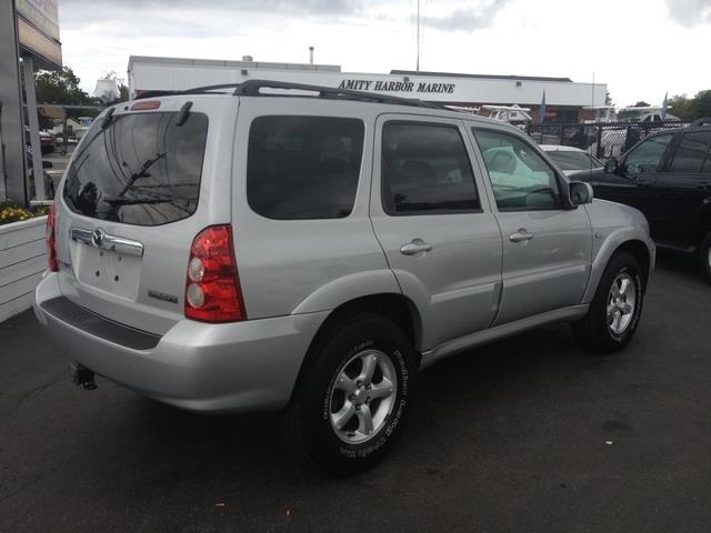 2005 Mazda Tribute XR