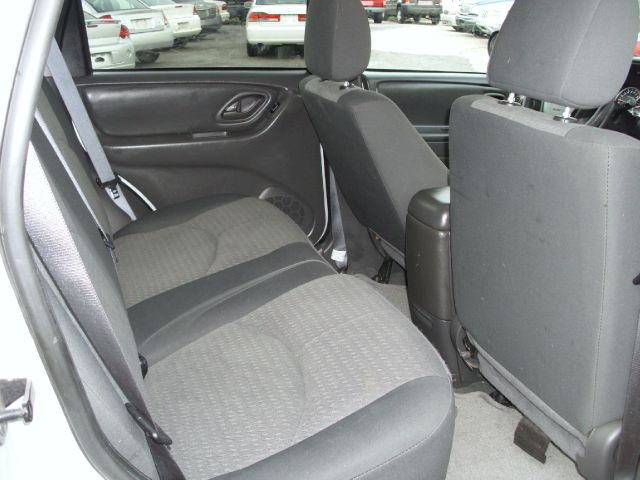 2005 Mazda Tribute Technology Package PTG 4x4 SUV