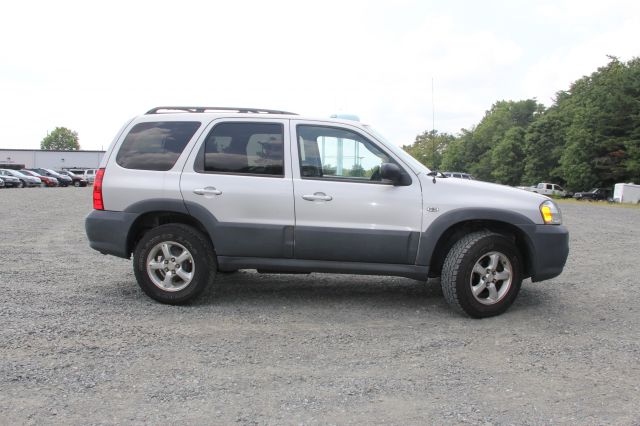 2005 Mazda Tribute Showtruck