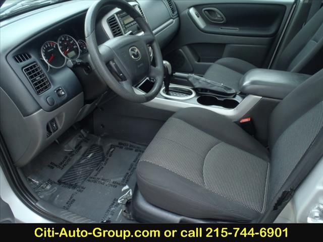 2005 Mazda Tribute XR