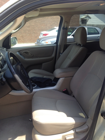 2005 Mazda Tribute Base LS SS LT Z71 Work Tr