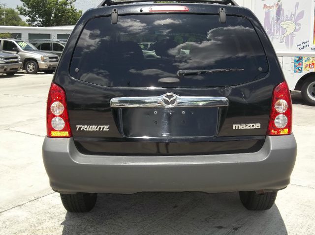 2006 Mazda Tribute Showtruck