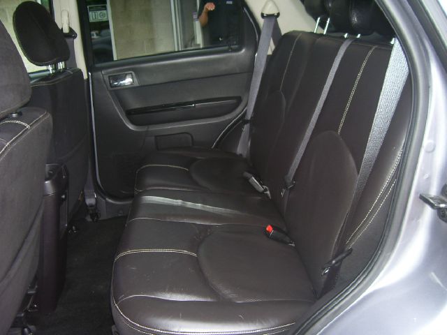 2008 Mazda Tribute 328