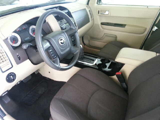 2008 Mazda Tribute 2008 Nissan 2.0 S
