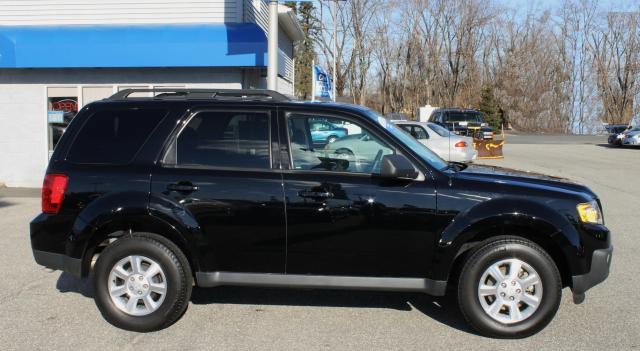 2010 Mazda Tribute Leather ROOF