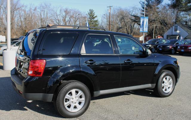 2010 Mazda Tribute Leather ROOF