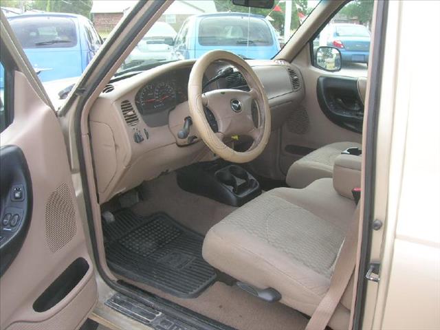 2002 Mazda Truck 4dr Sdn LS Manual