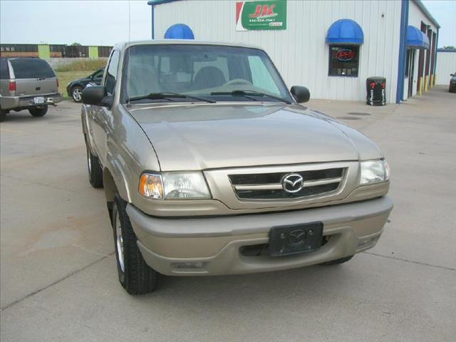 2002 Mazda Truck 4dr Sdn LS Manual