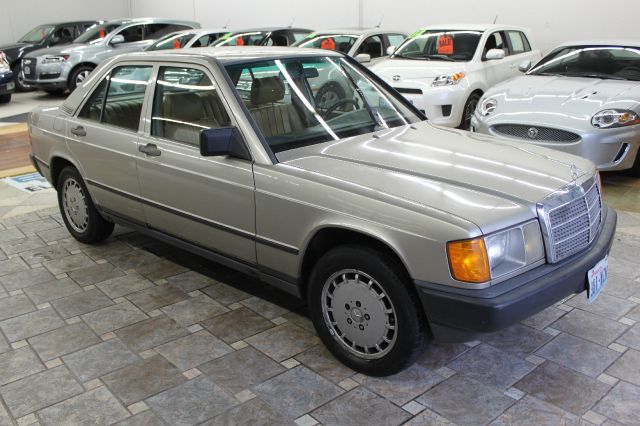 1985 Mercedes-Benz 190 Prerunner V6 SR5