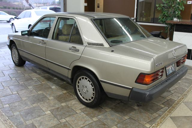 1985 Mercedes-Benz 190 Prerunner V6 SR5