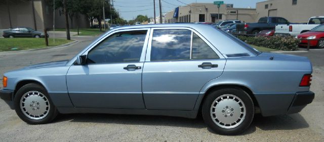1992 Mercedes-Benz 190 3.5 EX-L W/navi