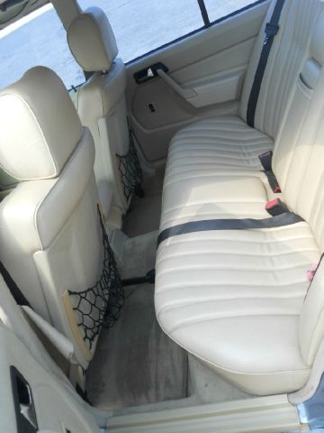 1992 Mercedes-Benz 190 3.5 EX-L W/navi