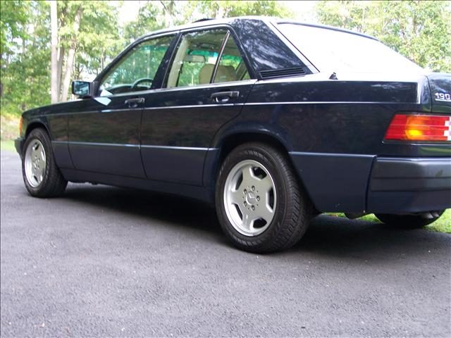 1993 Mercedes-Benz 190 Wagon 4