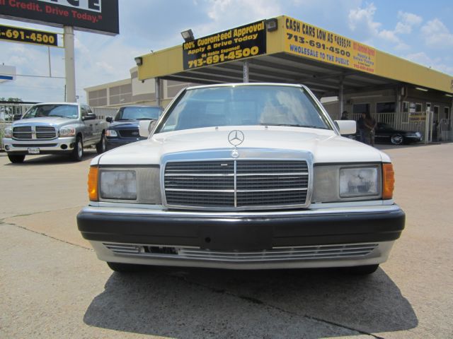 1993 Mercedes-Benz 190 2LT Sport