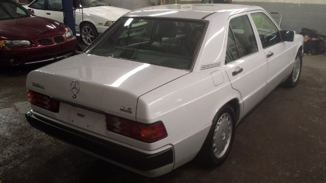 1993 Mercedes-Benz 190 Clean Carfaxwe Finance ALL Types OF Credits