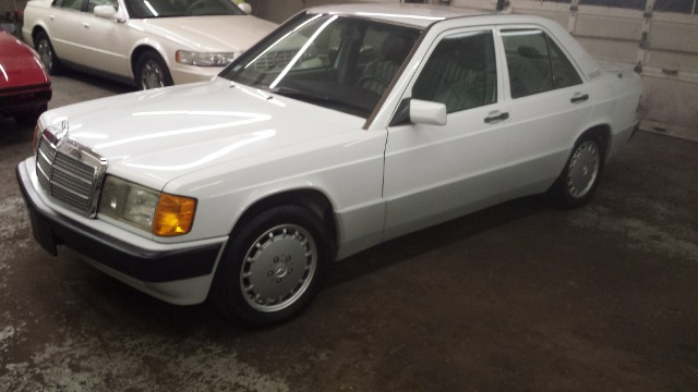 1993 Mercedes-Benz 190 Clean Carfaxwe Finance ALL Types OF Credits