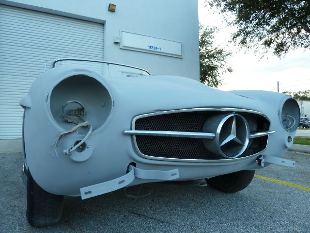 1957 Mercedes-Benz 190SL GT Premium