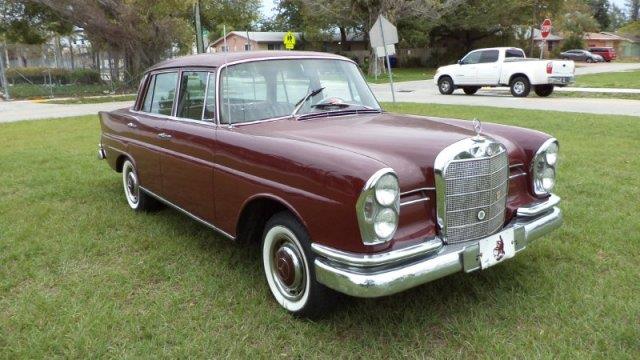 2015 Mercedes-Benz 230 S Unknown