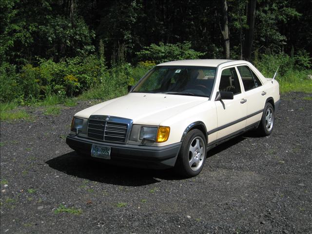 1989 Mercedes-Benz 260 Ex-lnav 4WD