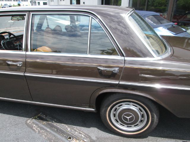 1973 Mercedes-Benz 280 5XT