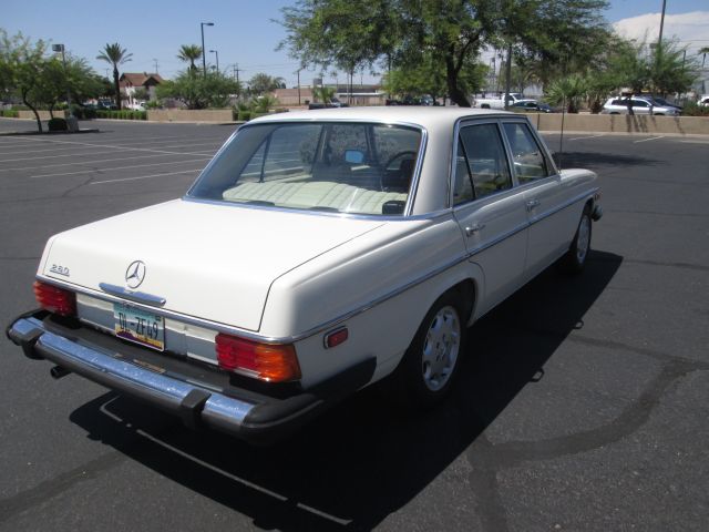 1974 Mercedes-Benz 280 Unknown