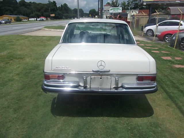 1969 Mercedes-Benz 300 Unknown