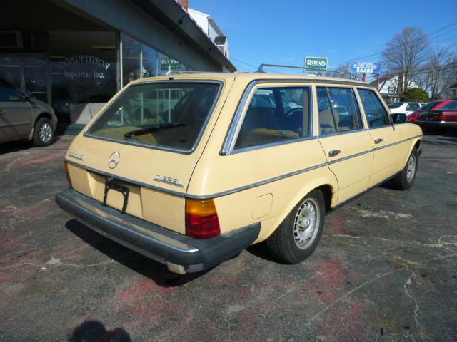 1980 Mercedes-Benz 300 SW2