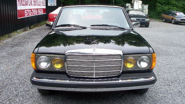 1984 Mercedes-Benz 300 Unknown