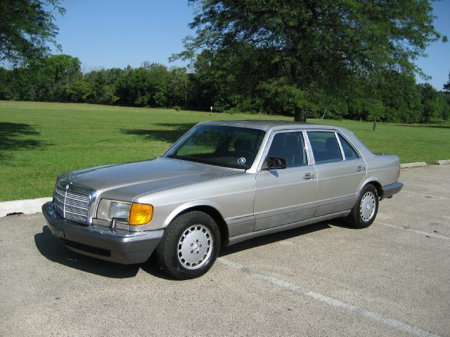 1987 Mercedes-Benz 300 E350 AMG Sport PKG NAV