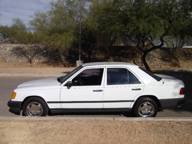 1989 Mercedes-Benz 300 XLS