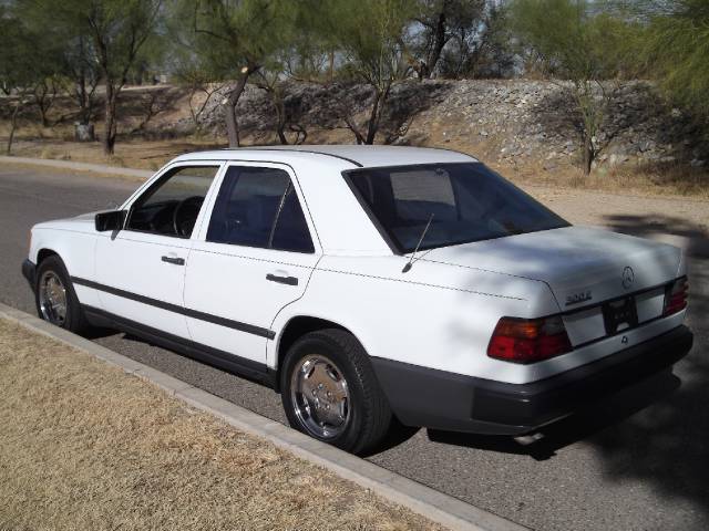 1989 Mercedes-Benz 300 XLS