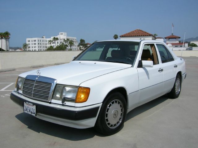 1991 Mercedes-Benz 300 XLS