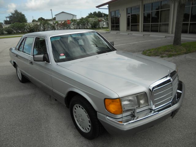 1991 Mercedes-Benz 300 5XT