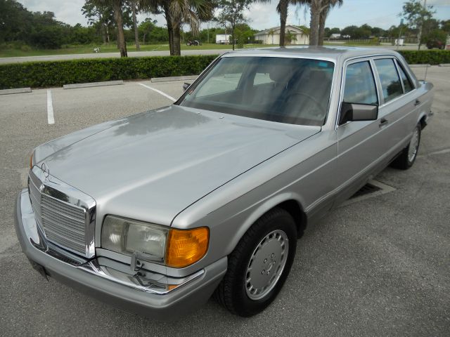 1991 Mercedes-Benz 300 5XT